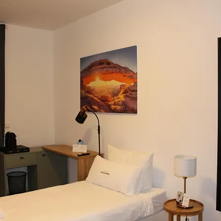 Einzelzimmer Im Zentrum Gaestehaus Friedrichstrasse 51 * Paderborn