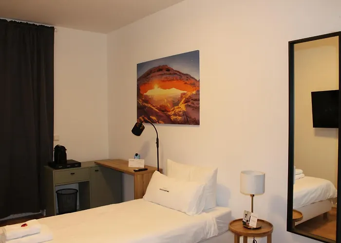 Einzelzimmer Im Zentrum Gaestehaus Friedrichstrasse 51 * Paderborn